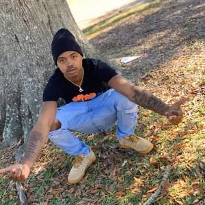 Meet your Posher, Deiondre